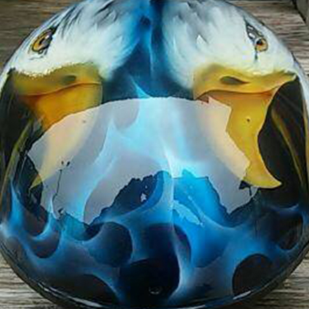 airbrushed eagle on helmet