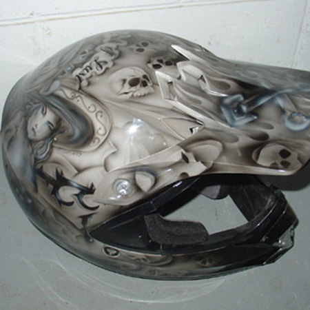 mx helmet with skulls