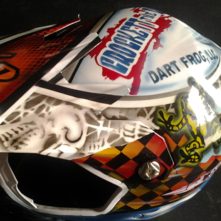 airbrushed_mx_racing_helmet_crocket