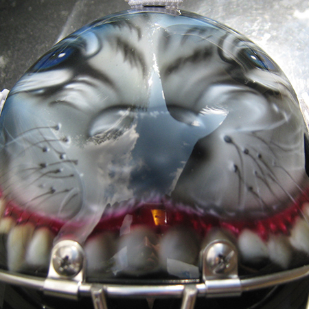 airbrushed  bulldog head on goalie mask