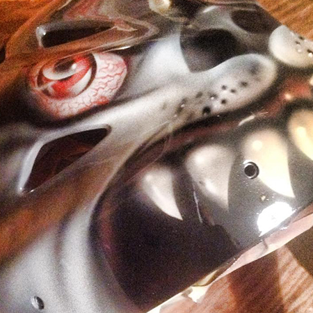 airbrushed  mean bulldog head painted on goalie mask